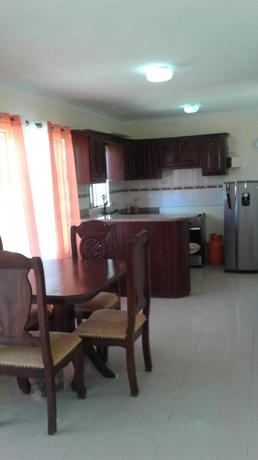 Bed & Breakfast Herald Share *